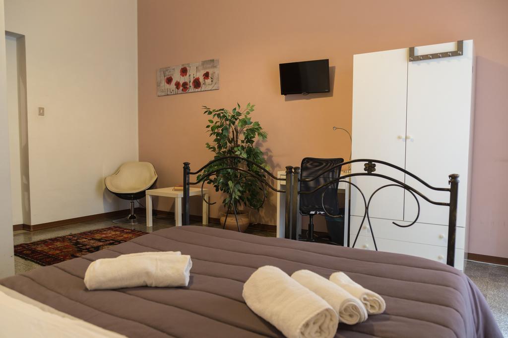 Tra L'Etna E Il Mare B&B Κατάνια Εξωτερικό φωτογραφία